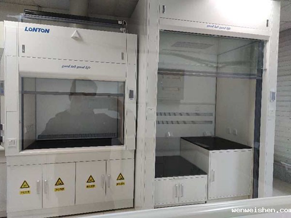 中国重型汽车集团实验室通风设备安装进行中(图3) 中国重型汽车集团实验室通风设备安装进行中(图3)